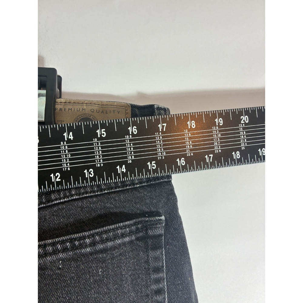 Wrangler Authentic Jeans Mens 36x32 Black Regular Fit Straight Leg Denim 855SHCB - Picture 6 of 8